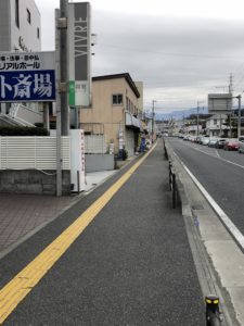 生涯学習センター前から二宮元町局を見る