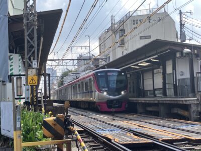 代田橋駅の踏切