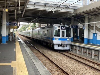 快速急行藤沢行き1000形