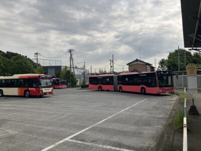 慶応大学バスターミナル