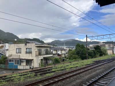 松田駅の空